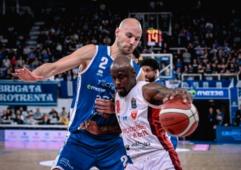 L’Ojm lotta ma non basta: trafitta da Brescia