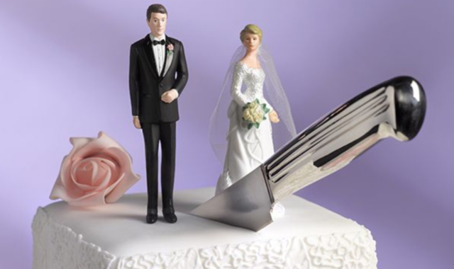 Non versa il mantenimento. Assolto: la ex è più ricca