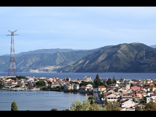 Manovra, 780 milioni di risorse per il ponte sullo Stretto spostate sul 2033