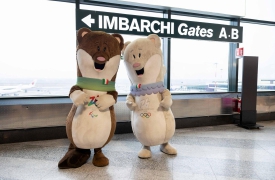 Tina e Milo in aeroporto: si vola con i Giochi