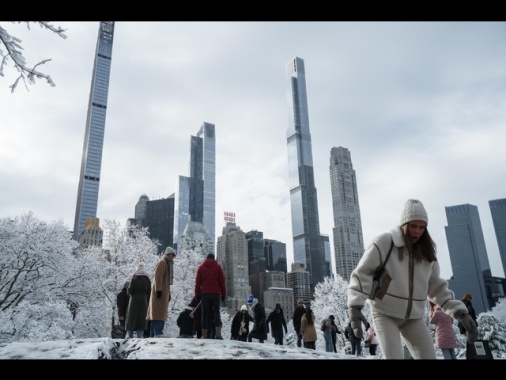 Allerta maltempo in Usa, a New York attesa la nevicata più copiosa dal 2022