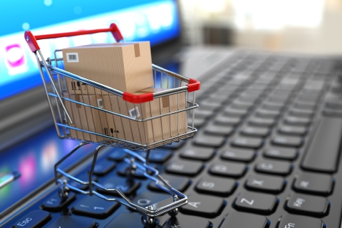 Quasi uno su due fa acquisti online