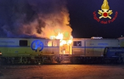 Fiamme alla stazione ferroviaria