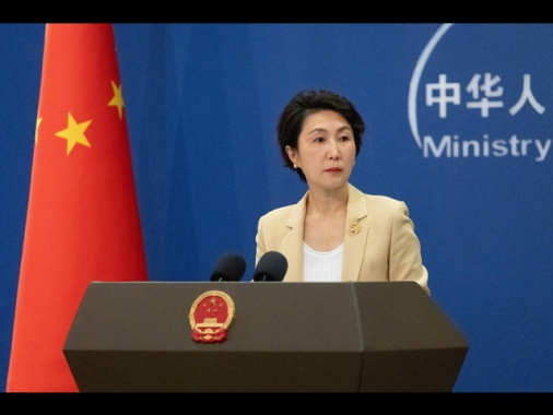 Cina a Trump, 'difenderemo gli interessi sui legami commerciali con l'Iran'