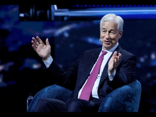 Dimon, 'grande rispetto per Powell, Fed sia indipendente'