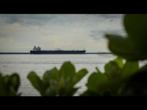 Il Venezuela riapre i pozzi di petrolio dopo il blocco Usa