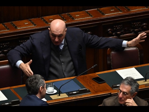 Crosetto, 'qualcuno si vergogna di aiutare Kiev, io ne sono fiero'