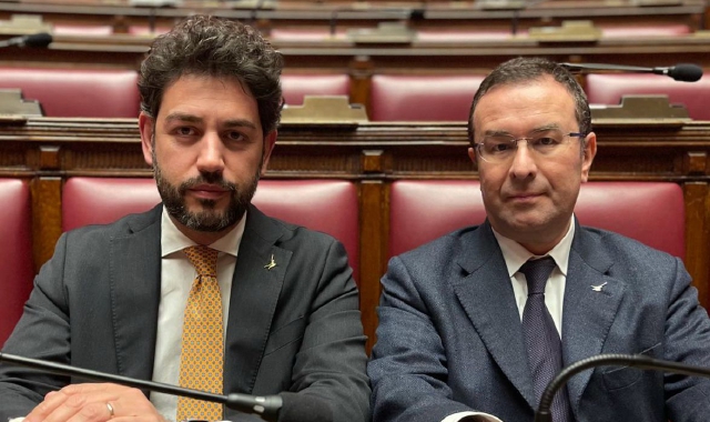 «Tutelare il ragazzo che ha ucciso il rapinatore»