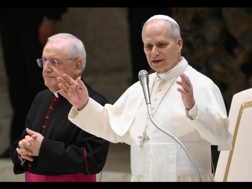 Il Papa, mai più antisemitismo, fermare l'orrore del genocidio ovunque