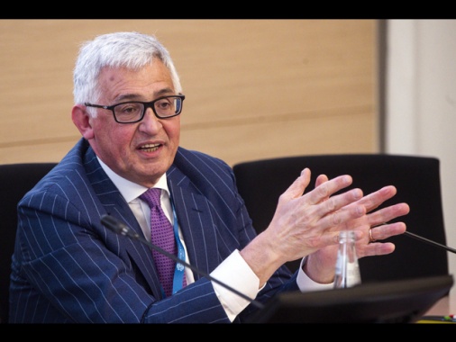 Cipollone (Bce), Pil Eurozona resiliente, attesi dati migliori delle stime