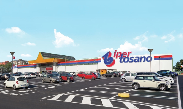 L’Iper Tosano di Nerviano (foto Google)