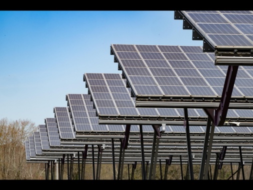 L'Ue importa il 56,9% di energia, in Italia cala dipendenza