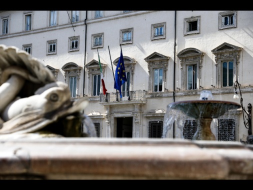 Dl Pnrr, 13 semplificazioni, dalla carta d'identità perpetua all'Isee