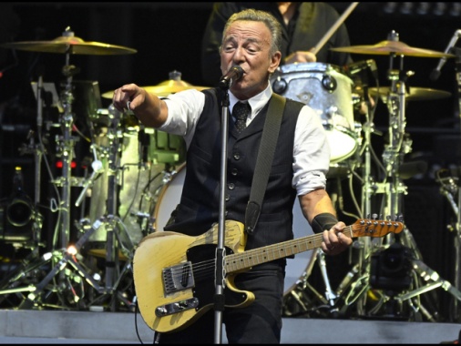 Springsteen suona a Minneapolis contro l'Ice
