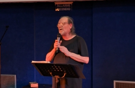 «Vi spiego il cabaret»: Oreglio racconta, Varese applaude