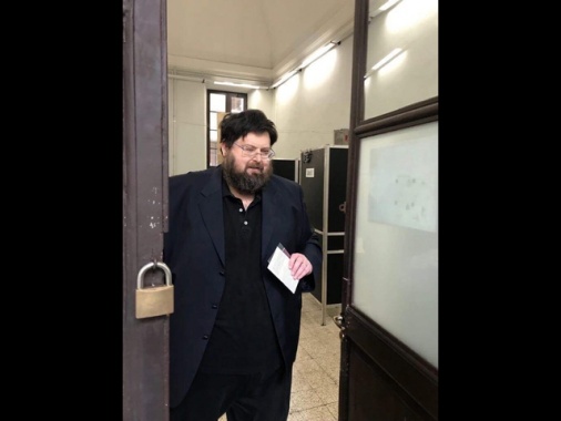 Dialogo Adinolfi-vannacciani sul simbolo per creare componente alla Camera