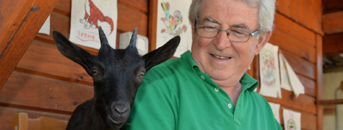 Domani a Luino l’addio a Giancarlo Galli, l’angelo degli animali