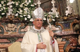 Mese della vita, monsignor Napolioni a Varese