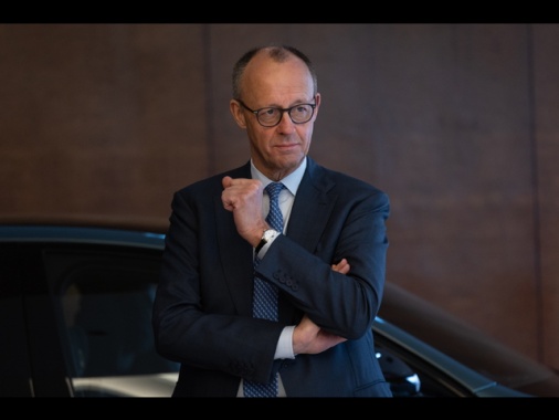 Berlino, Merz illustrerà a Trump la posizione Ue sui dazi