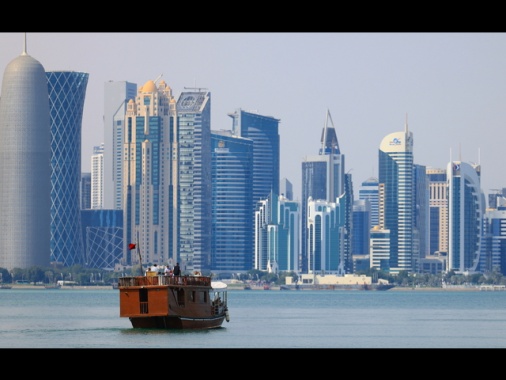 Media, esplosioni sentite anche a Doha