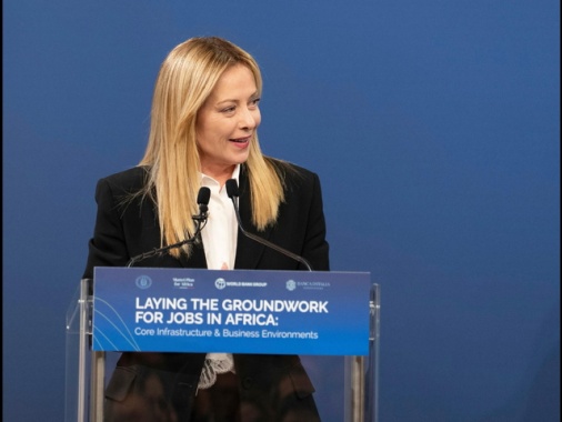 Meloni, nessuna richiesta sulle basi, non siamo in guerra e non ci entriamo