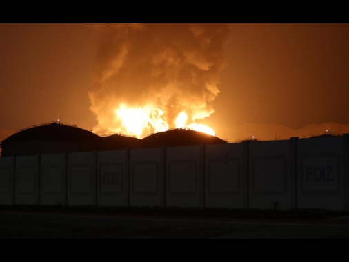 Il petrolio scatta con il monito del Qatar, il Wti +4%