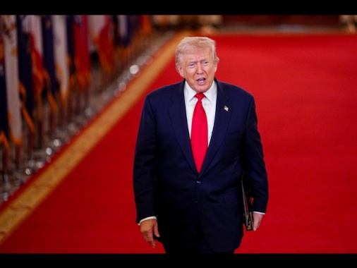 Trump, 'i colossi della difesa Usa quadruplicheranno la produzione'