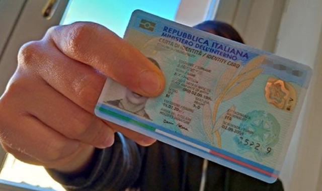 Carta d’identità falsa per ottenere il mutuo