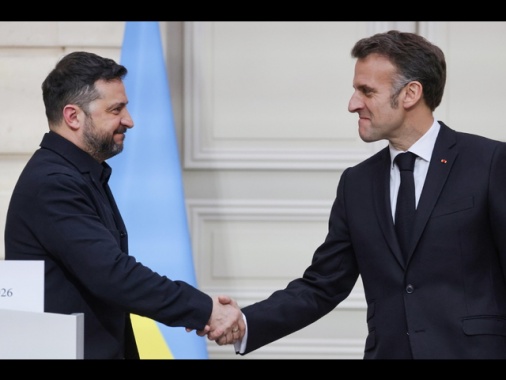 Zelensky, 'Kiev riceverà e testerà nuovo sistema di difesa aerea da Parigi'