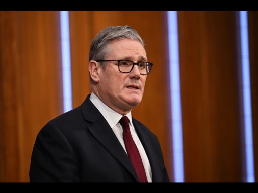 Starmer, Gb proteggerà i suoi interessi ma non entra in un vasto conflitto