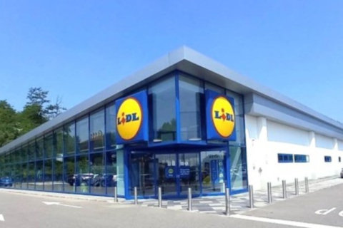 Finanziere in borghese blocca rapinatore alla Lidl