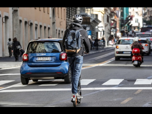 Assoutenti, dal 16 maggio targa e assicurazione obbligatori per monopattini