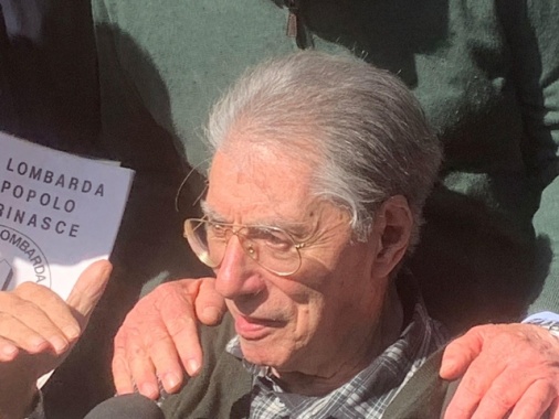 Salvini, il 18 aprile in piazza a Milano anche nel nome di Bossi