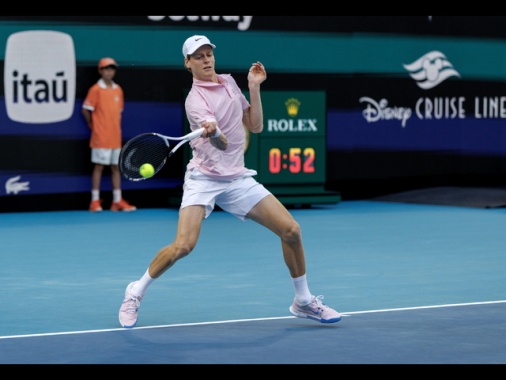 Sinner batte Michelsen in 2 set e va ai quarti di Miami