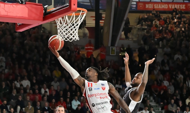 Ike Iroegbu questa sera contro Tortona (foto Puricelli)