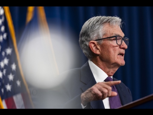Powell, aspettative di inflazione ben ancorate, raggiungeremo il 2%