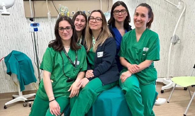 Le ostetriche dell’ospedale di Busto Arsizio. Da sinistra: Rosy Motta, Giada Palumbo, Cristina Pini, Martina Bianchi e Federica Leoni