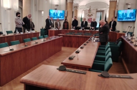 Omaggio a Bossi, silenzio e libro