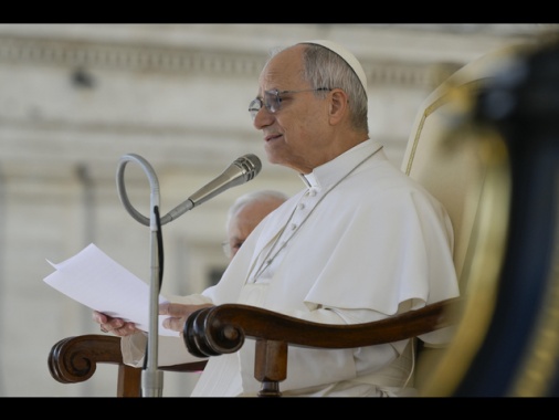 Il Papa, preghiamo per le vittime innocenti delle guerre