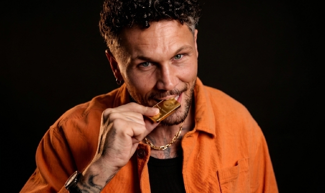 In tv Mr. Oro svela tutti i segreti del metallo più prezioso