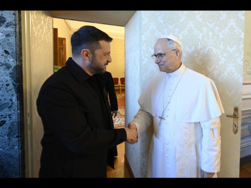Colloquio tra il Papa e Zelensky, 'si auspica pace giusta e duratura'