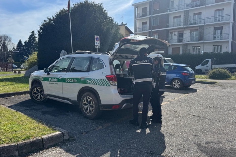 Auto rubate e ritrovate, giallo a Tradate