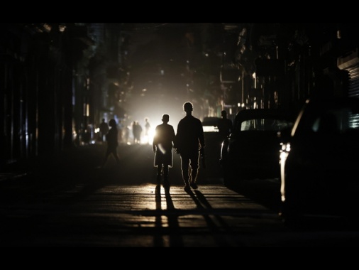 Pasqua al buio a Cuba, blackout in oltre metà dell'isola
