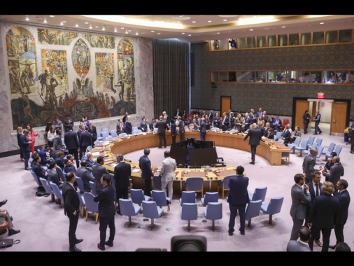 Cina e Russia bloccano la risoluzione all'Onu sulla sicurezza di Hormuz