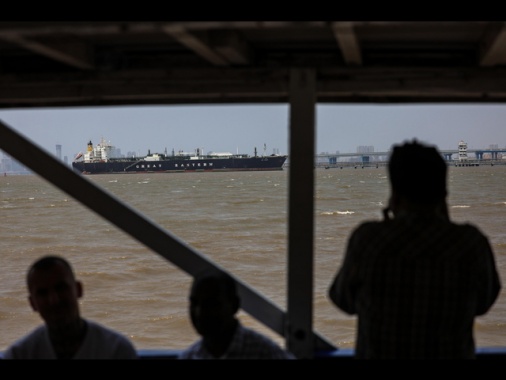 Leader europei e Canada, contribuiremo a garantire libertà di navigazione a Hormuz