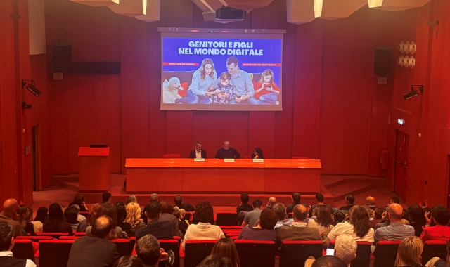 Regole e dialogo con i figli nell’era del digitale