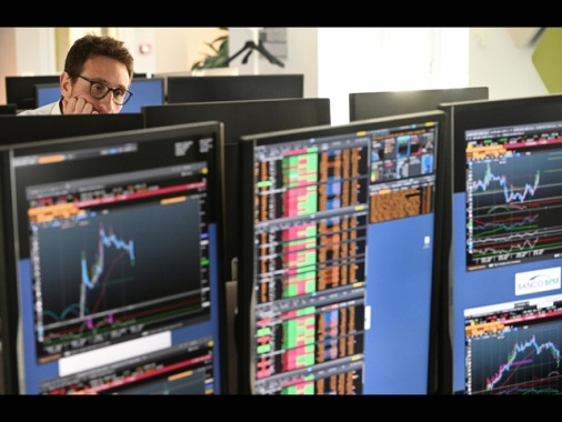 Lo spread tra Btp e Bund apre in rialzo a 76 punti