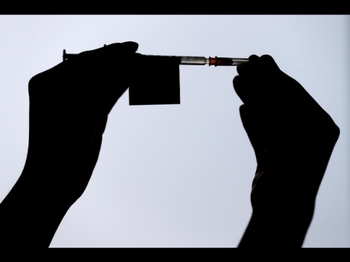 Anziani morti in ambulanza, arrestato l'autista