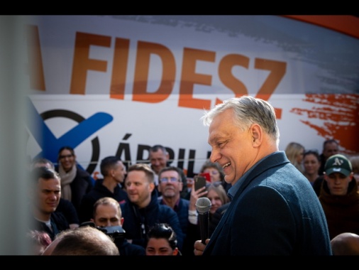 Orban chiama alle urne, 'con 3 milioni di voti nemmeno l'inferno ci fermerà'