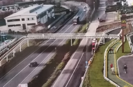 Raccolta firme contro il sovrappasso a Gavirate